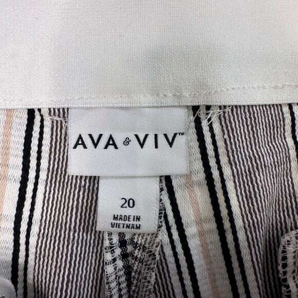 Ava & Viv Pants Black Cream Womens 20 Comfort Waist Highrise Plaid Tapered Crop - Picture 4 of 11